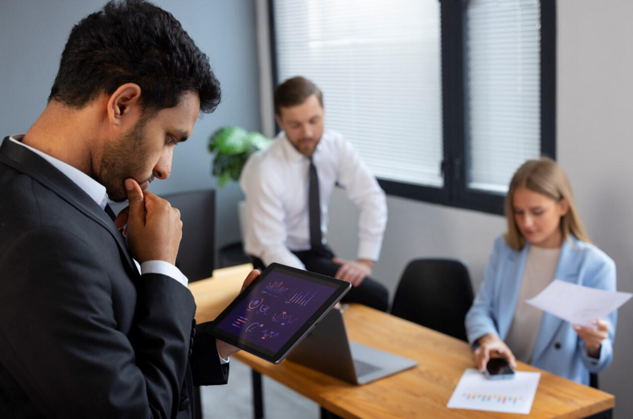 Diverse Teams Work Efficiently: Let Me Show You How Across Cultures, Geographies, Ethnicities, Races & Age-Groups